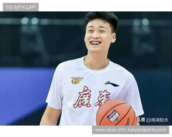 这两年赵睿伤病多，出勤少，他说对不起，赵睿早年经历